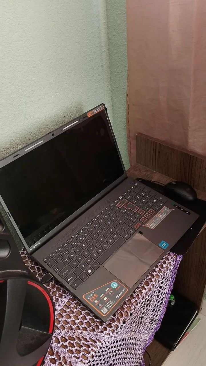 Notebook marca positivo semi novo 