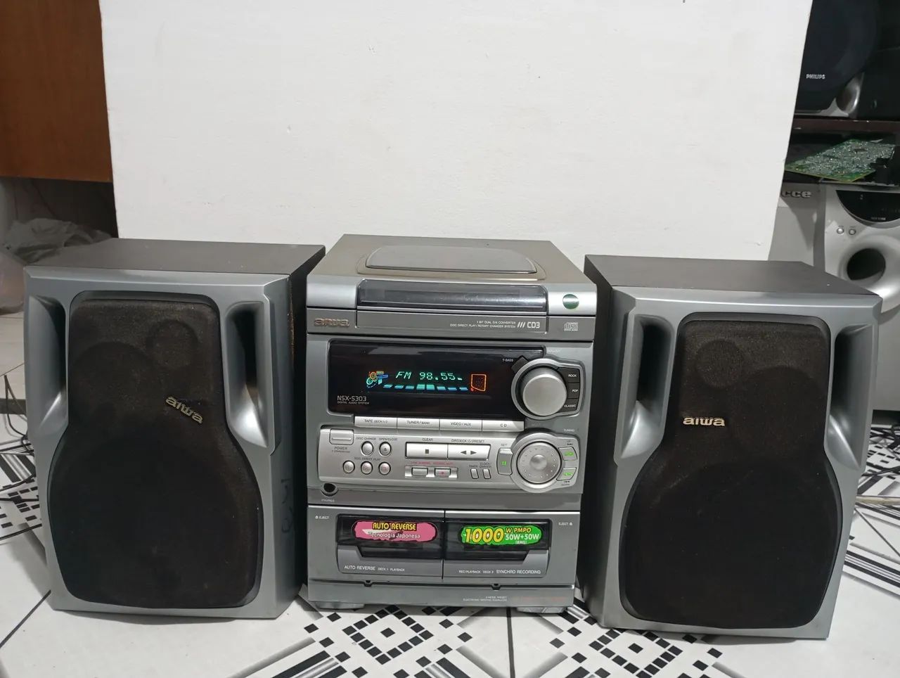 Som Aiwa funcionando perfeitamente 
