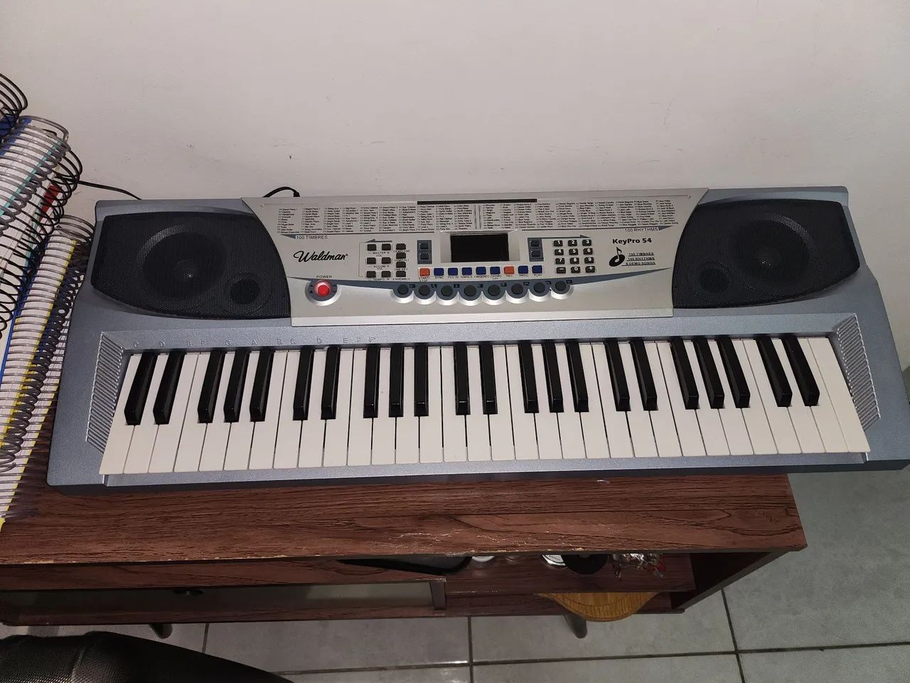 Teclado Musical Waldman Keypro