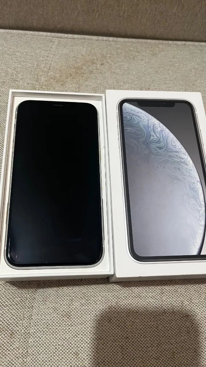 iPhone XR 64GB 