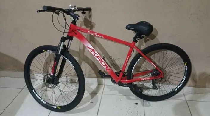 Bicicleta vermelha Aro 29 - Foto 2
