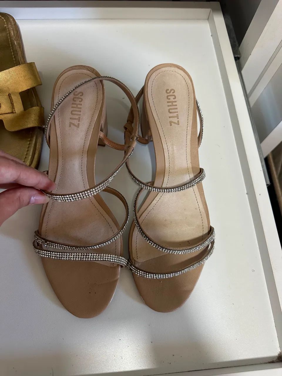 Sapatos Arezzo, Schütz e Santa Lolla 