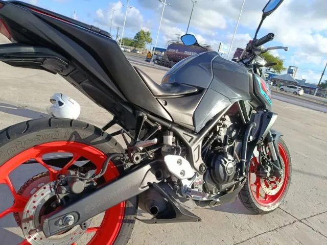 Moto MT03 - Foto 5