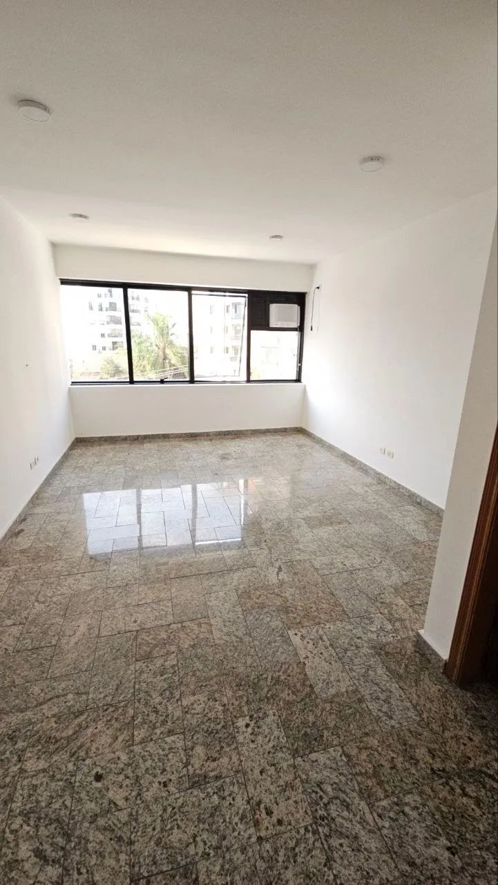 Conjunto comercial para locação em Água Fria, 24m²