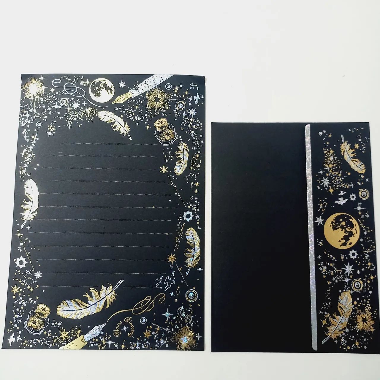 Conjunto de 8 papéis de carta e 4 envelopes