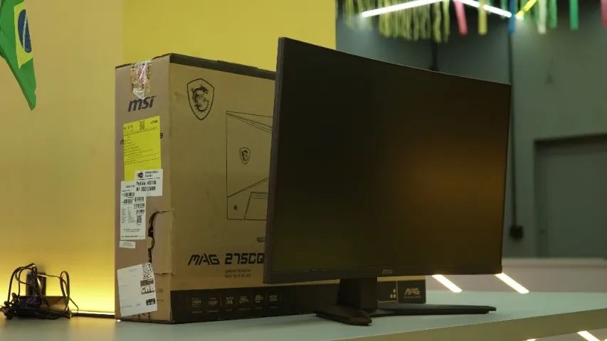 Monitor MSI MAG 275CQF E18 27" WQHD 180Hz por R$ 1.699,00 - Foto 2