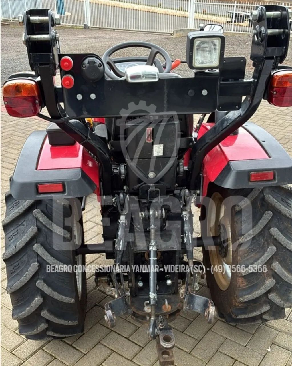 Trator Yanmar Solis 26 Usado  - Foto 5