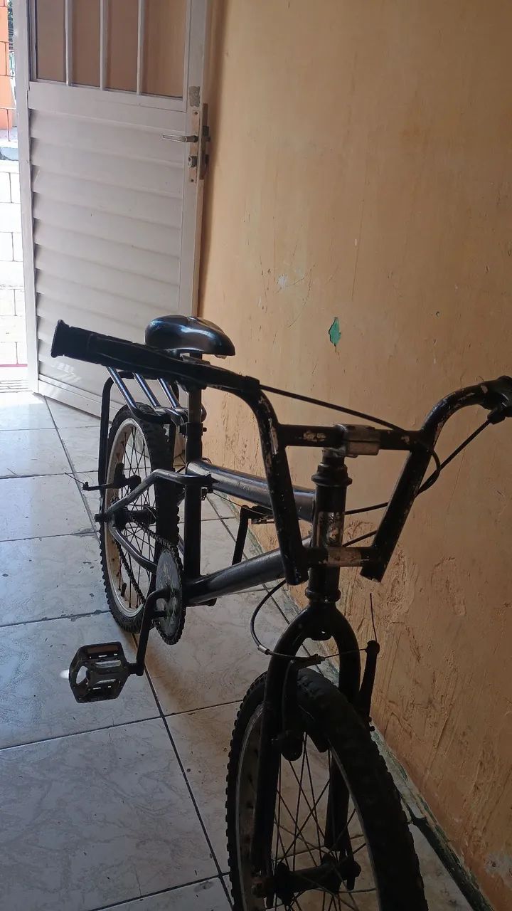 Bicicleta aro 20 menino. - Foto 2