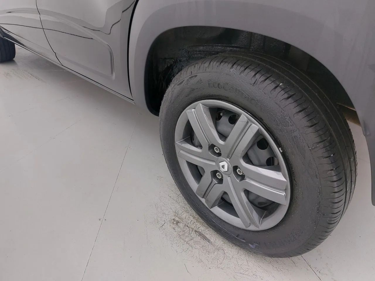Renault Kwid 1.0 Zen, foto 12 de 18