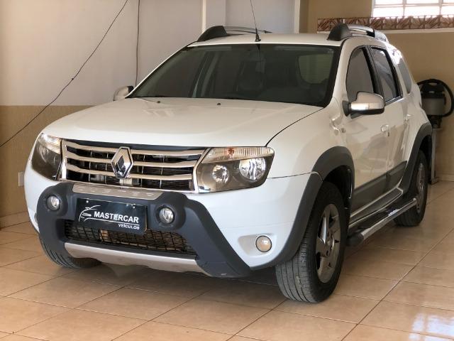 Renault Duster 2.0 Dynamique Automática, oportunidade, com multimídia, bancos em couro