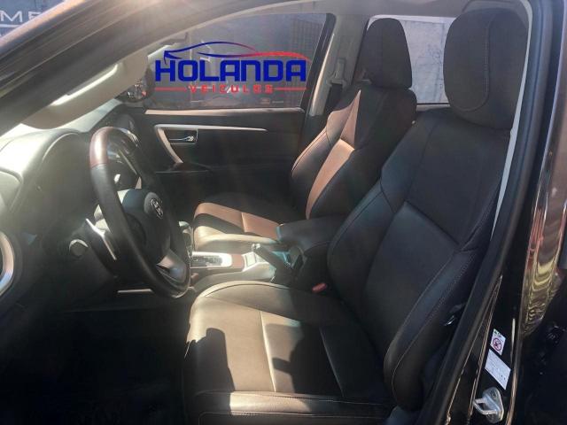 TOYOTA HILUX SW4 2017/2018 2.8 SRX 4X4 7 LUGARES 16V TURBO INTERCOOLER DIESEL 4P AUTOMÁTI - Foto 8