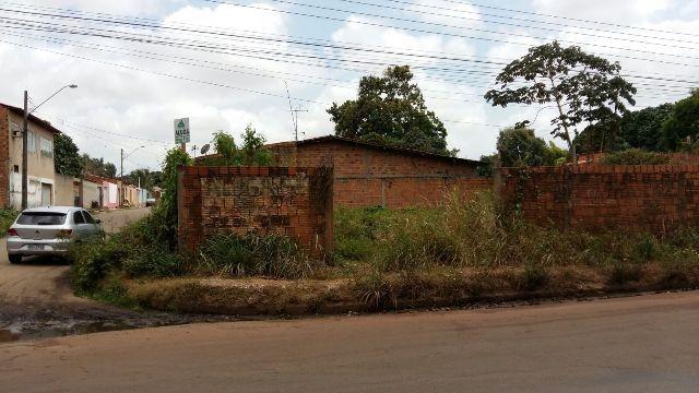 Aluga-se Terreno na Estrada da Maioba