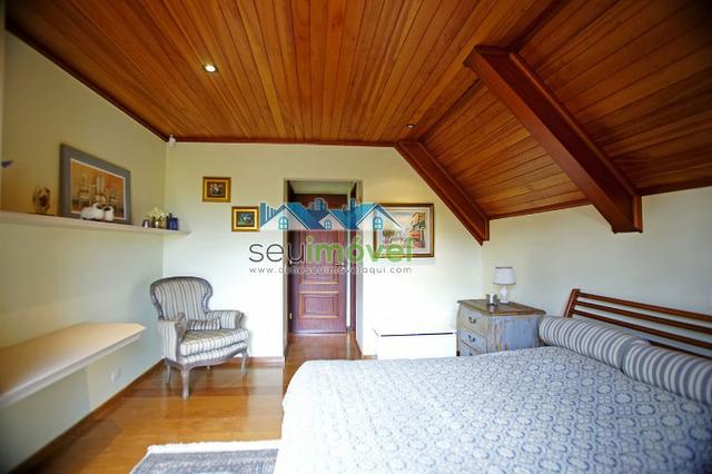 Exclusivo imóvel à venda em área nobre com 04 suítes!!! - Foto 14