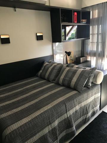 Maravilhosa casa com 5 suites e piscina no Itaigara ! totalmente mobiliada - Foto 12
