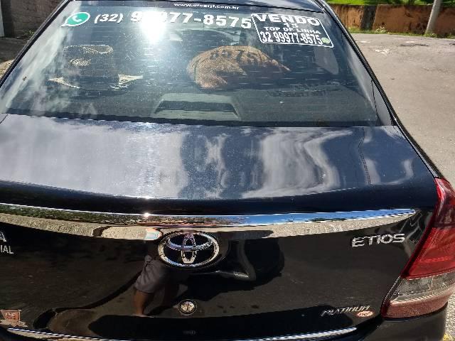 Etios sedan Platinum - Foto 3