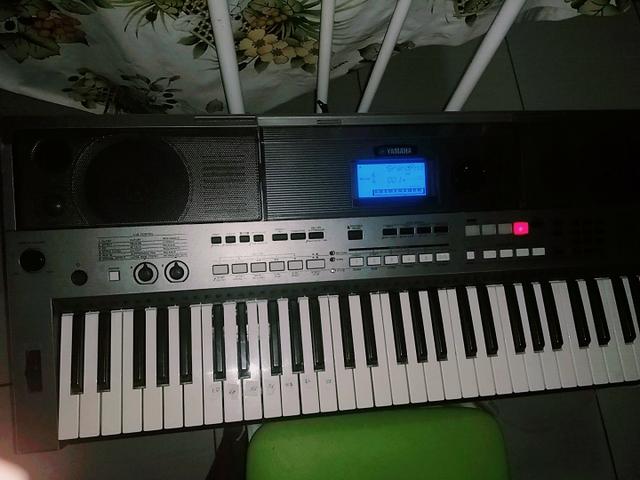 Teclado Yamaha psr 443 - Foto 4