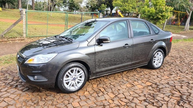 FORD FOCUS GLX 2.0 SEDAN 2013 COMPLETO DE TUDO E AUTOMÁTICO