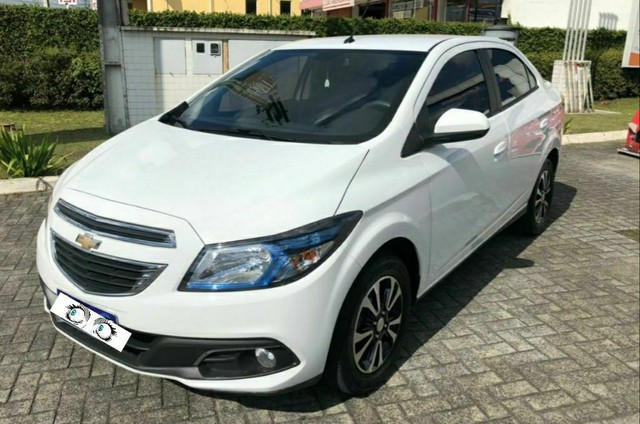 PRISMA SEDÃ LTZ 1.4 / 2015