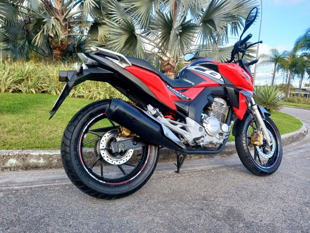 HONDA TWISTER . ACEITO SUA MOTO