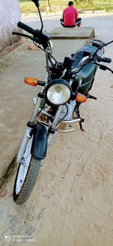 MOTO SUZUKI
