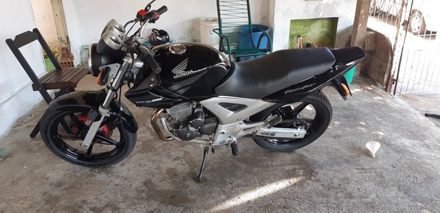 VENDO TWISTER OU TROCO POR CARRO