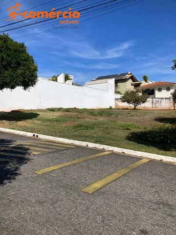 Lote a venda em condomínio fechado, Lavras.