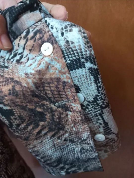 Camisa feminina animal print John John  - Foto 4