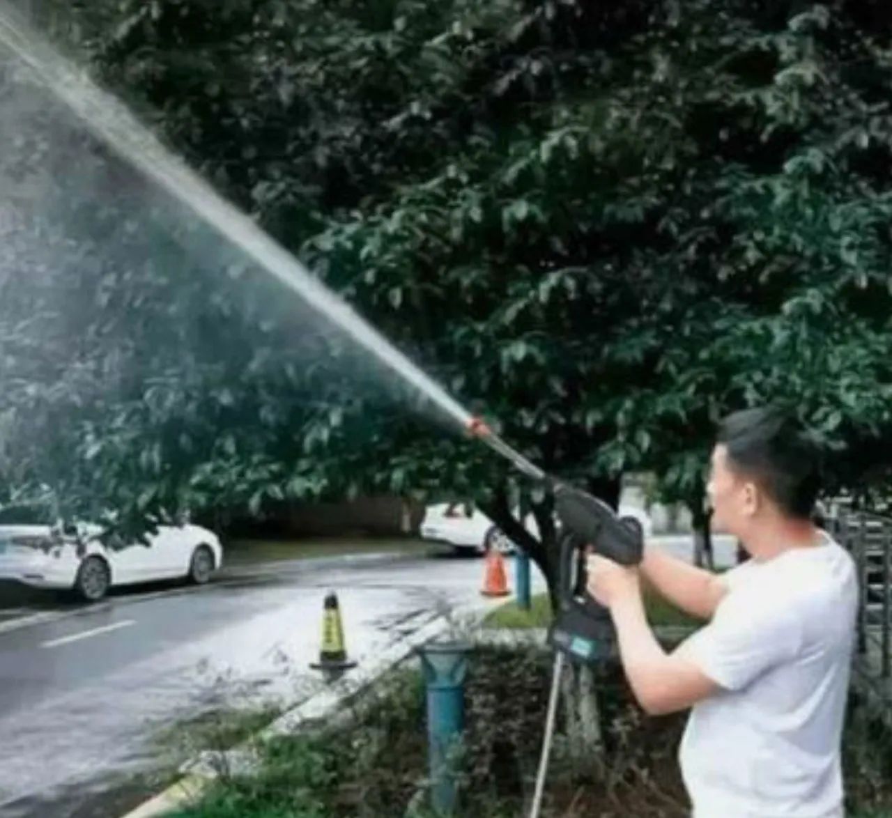 Lavadora de Alta Pressão Portátil - Limpeza Profunda! - Foto 2