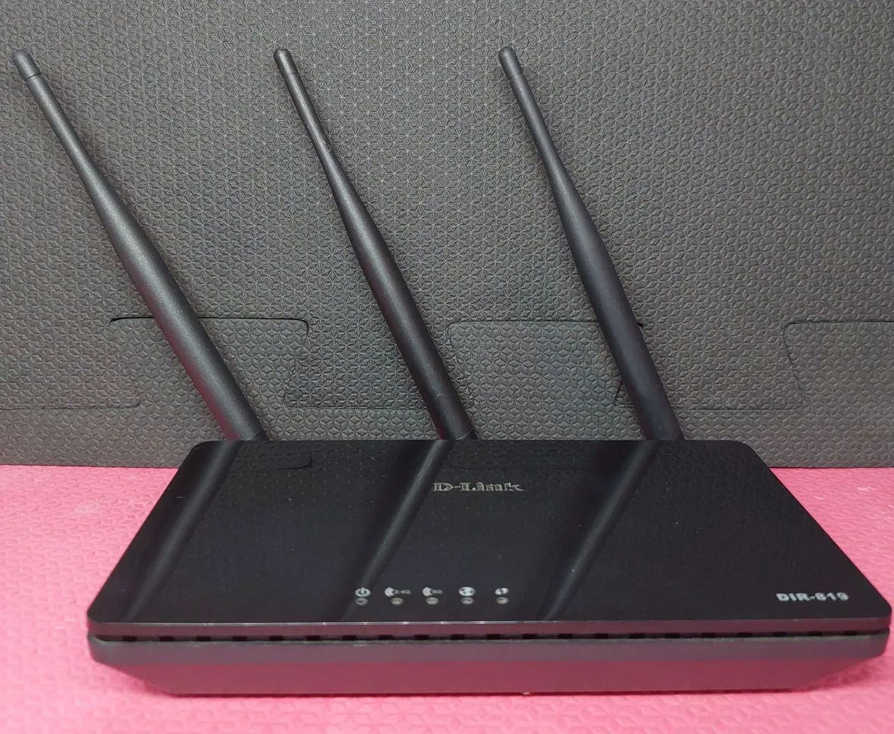 Roteador Wireless AC750 D-Link DIR-819 Wi-Fi - Foto 5