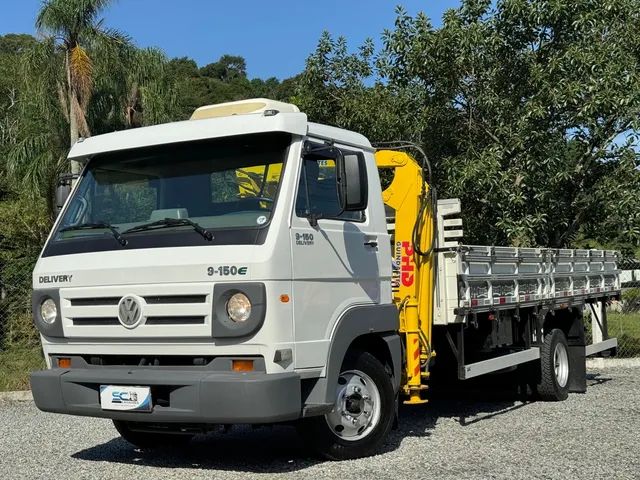 Volkswagen 9-150 Munck ano 2011 Carroceria 5,50