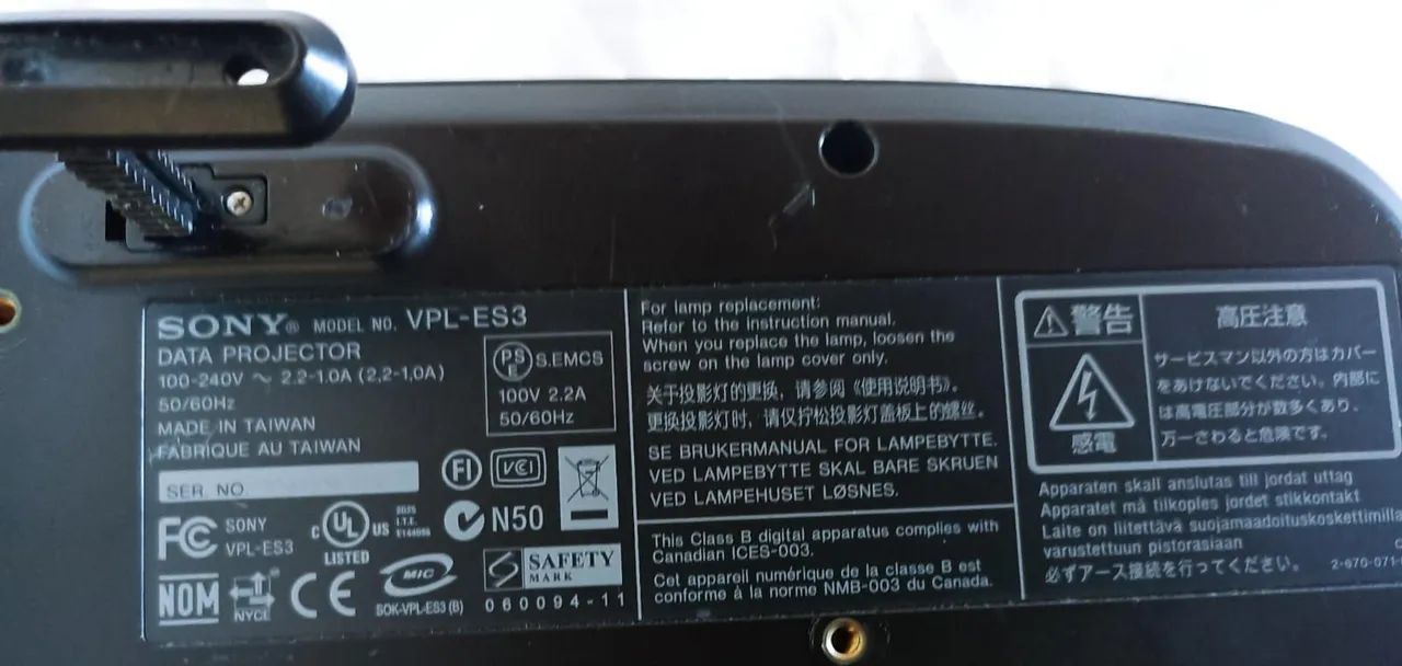 Projetor SONY VPL ES3 - Foto 3