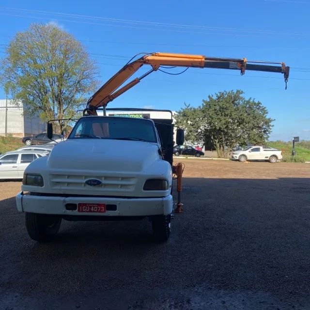 FORD 12000 4X2 MUNCK  - Foto 4