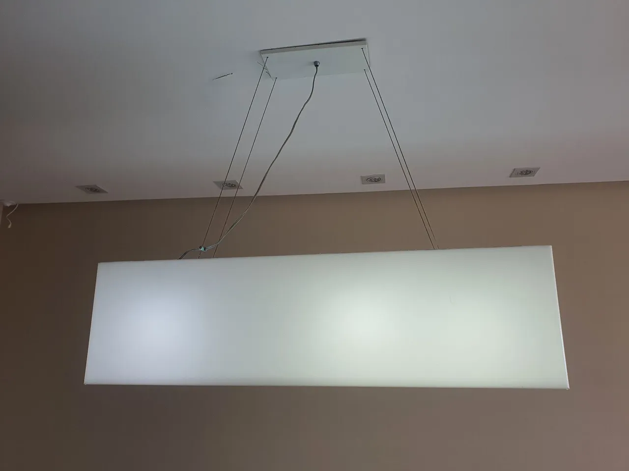 Lustre Moderno Retangular para Sala de Jantar