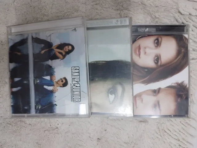 Cds Sandy e junior versões antigas