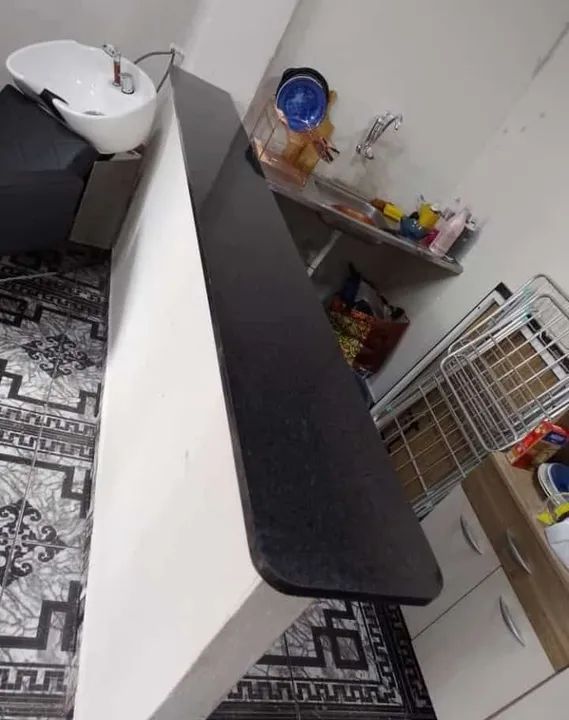 Pias de mármore e granito balcão bancada escada peitoril nichos WhatsApp *  - Foto 4