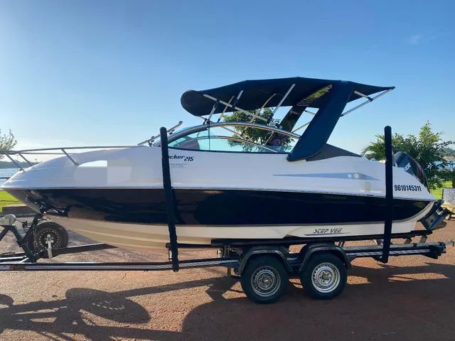 Lancha Focker 215 cabinada impecável - Foto 5