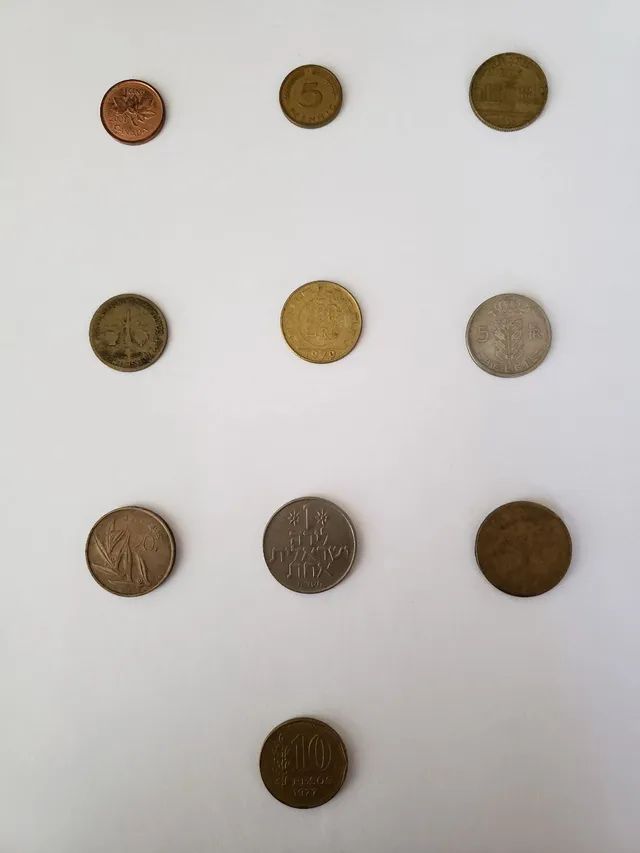 Moedas antigas diversas  - Foto 5
