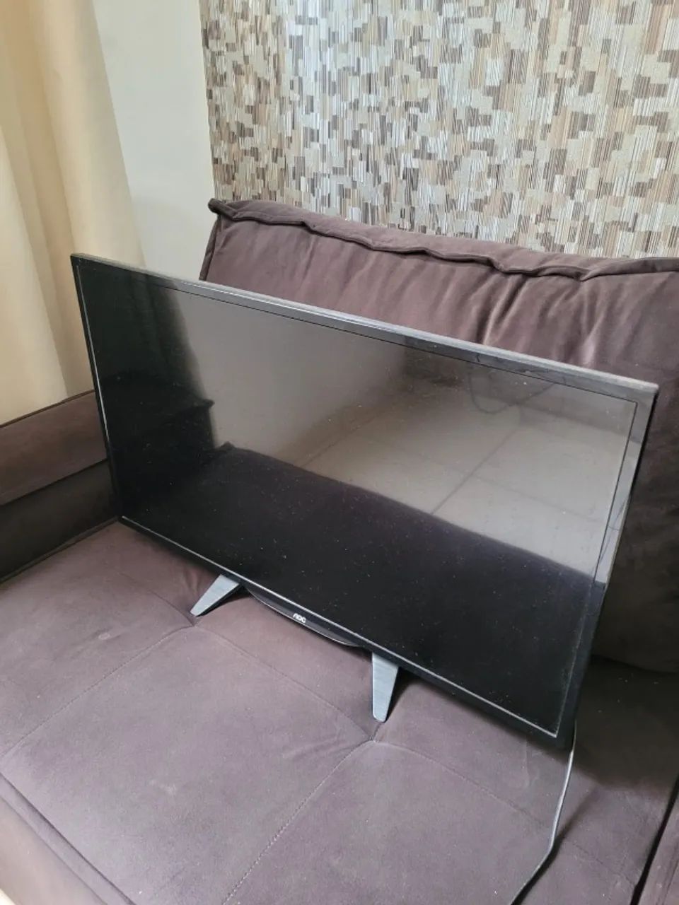 Vendo TV AOC LED 32 com defeito