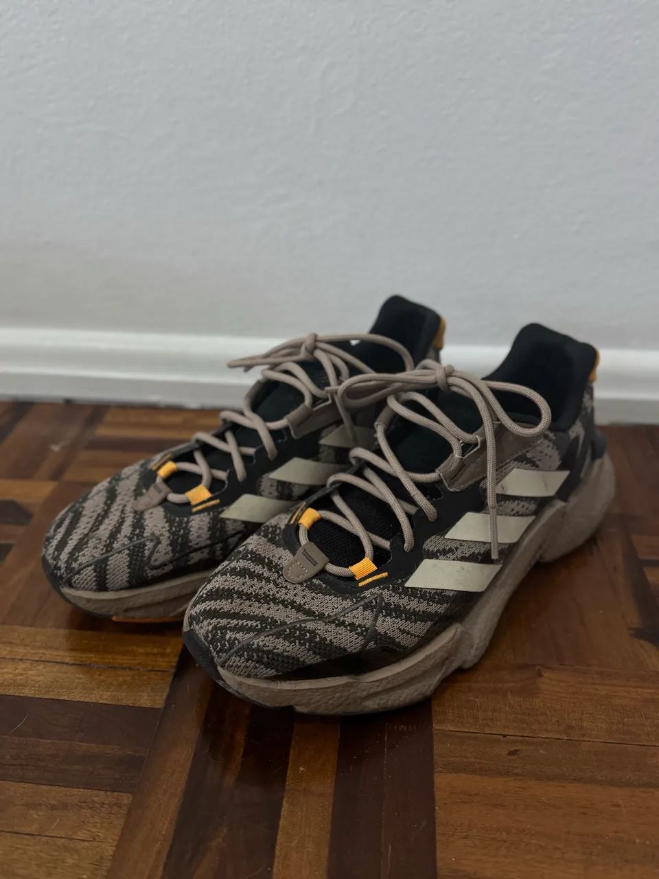 Tênis Adidas 40