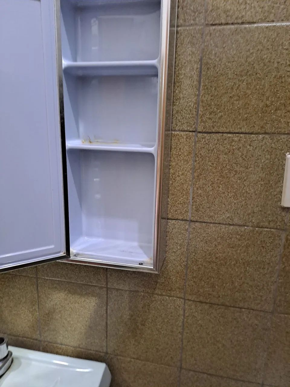 Armário  para o banheiro.  - Foto 3