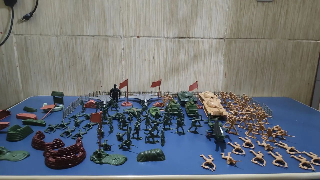 Soldados de brinquedo - Batalha épica! - Foto 2