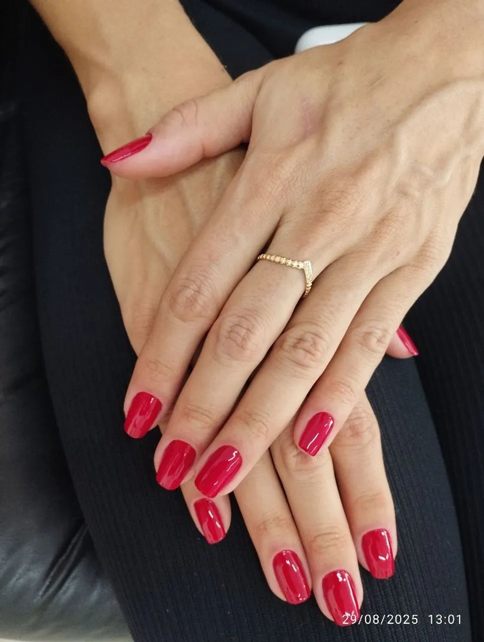 Vaga para manicure e pedicure