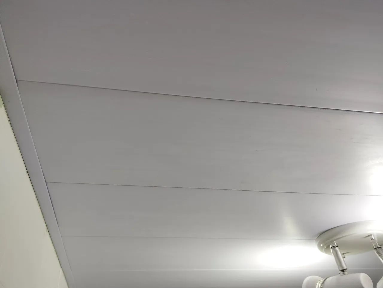 Forro PVC e roda forro , junta seca 3,5 M2 pra banheiro 