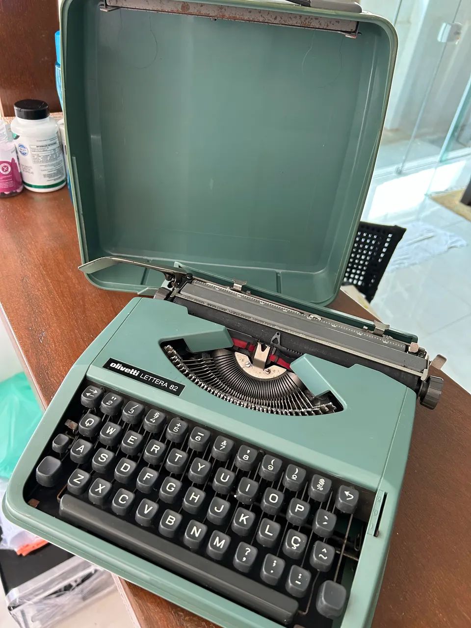 Máquina de escrever Olivetti - Foto 4