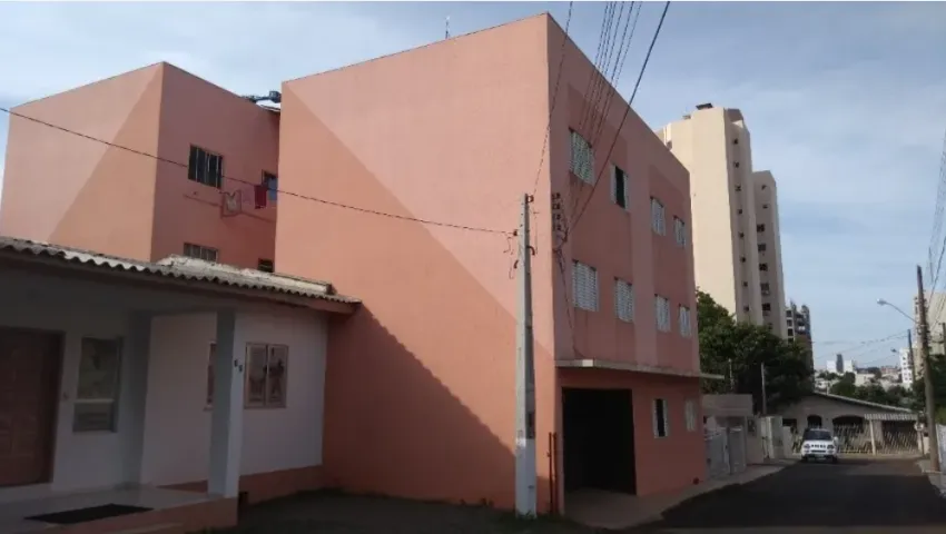 Aluga-se apartamento de 1 quarto bem no centro de Chapecó (próximo à Catedral e Brasão)