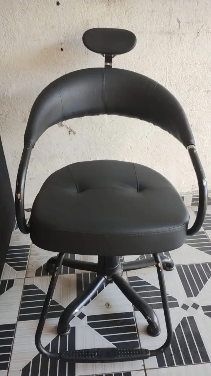 Cadeira Ajustável com Encosto para Cabeça - Conforto e Estilo