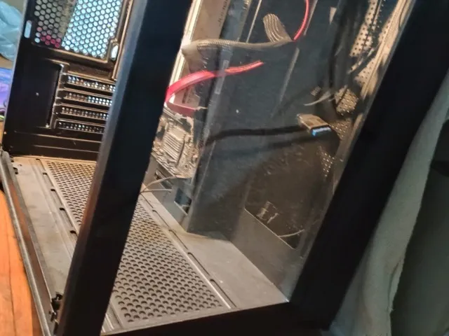 Gabinete i7 8gen