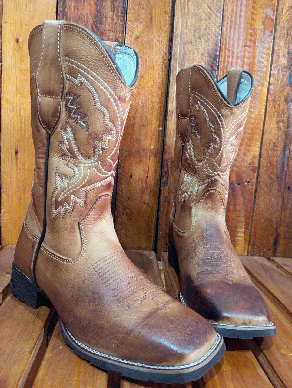 Botas de Couro 100% legítimo!!! - Foto 4