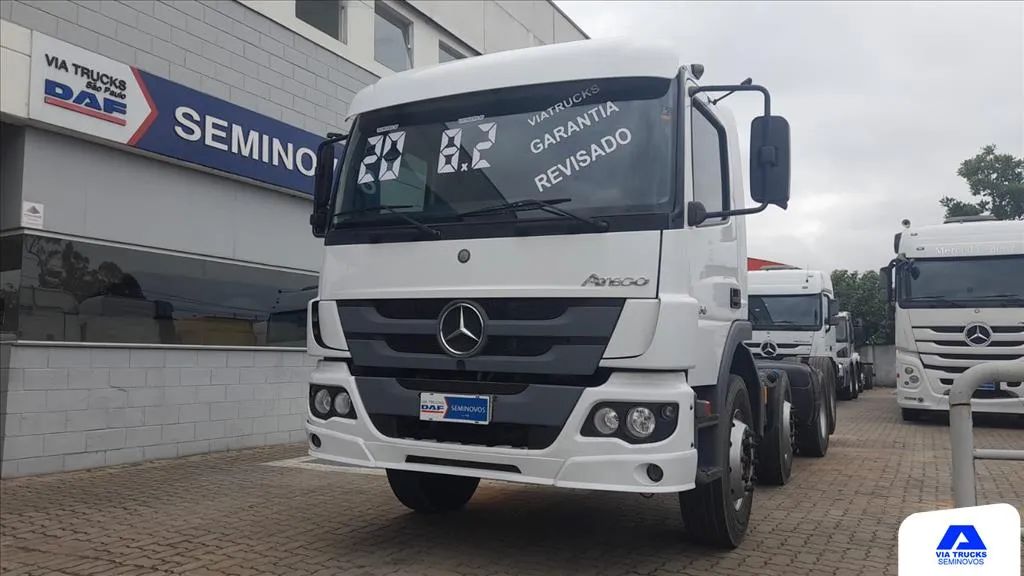 MBENZ ATEGO 3030 8X2 CAB EST CHASSI 2019/2020