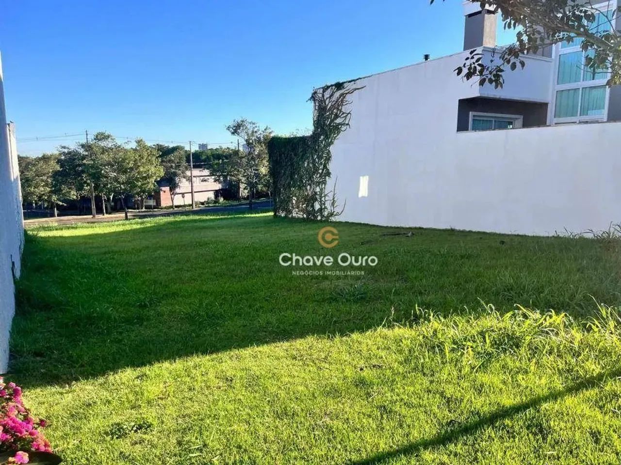 TTerreno em Condomínio fechado, Jardins de Monet, medindo 325m². - Foto 4